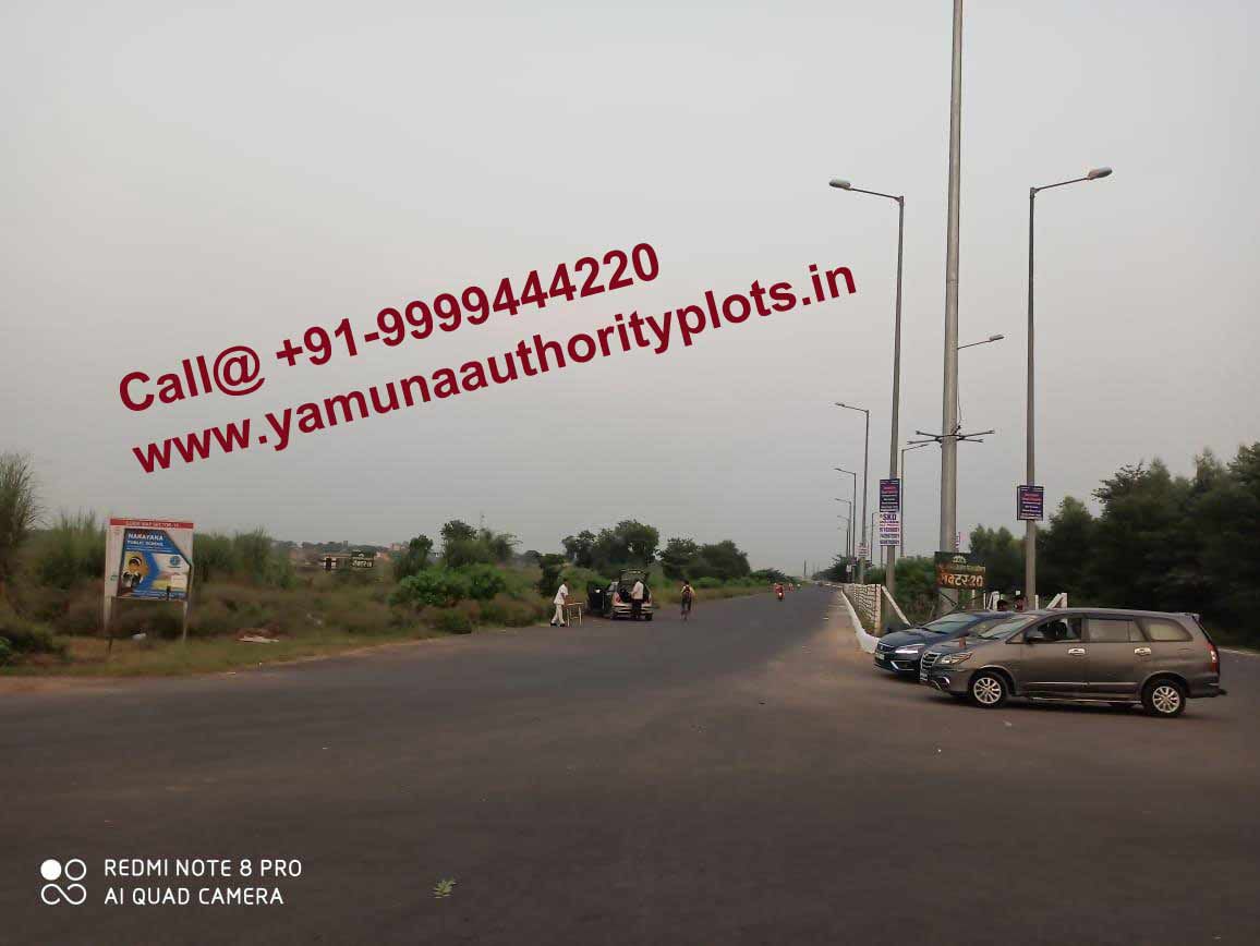 Is it good to invest in Yamuna Expressway Authority Plots
