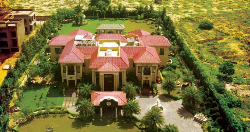 Gaur Mulberry Mansions a Royal Life With Luxury