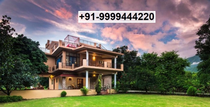 Farm House in Dehradun with Proximity to Scenic Destinations